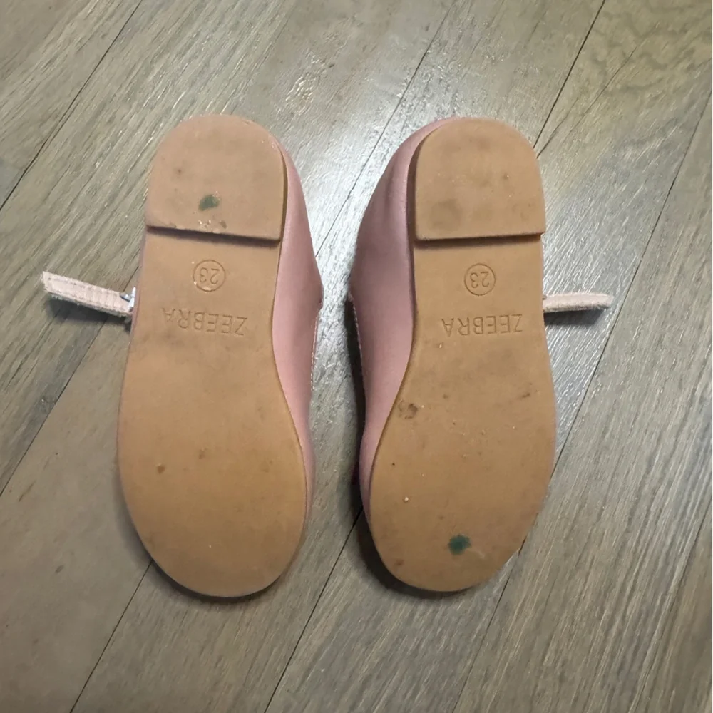 Zeebra Kids mauve pink toddler Mary Janes dressy shoes size 23